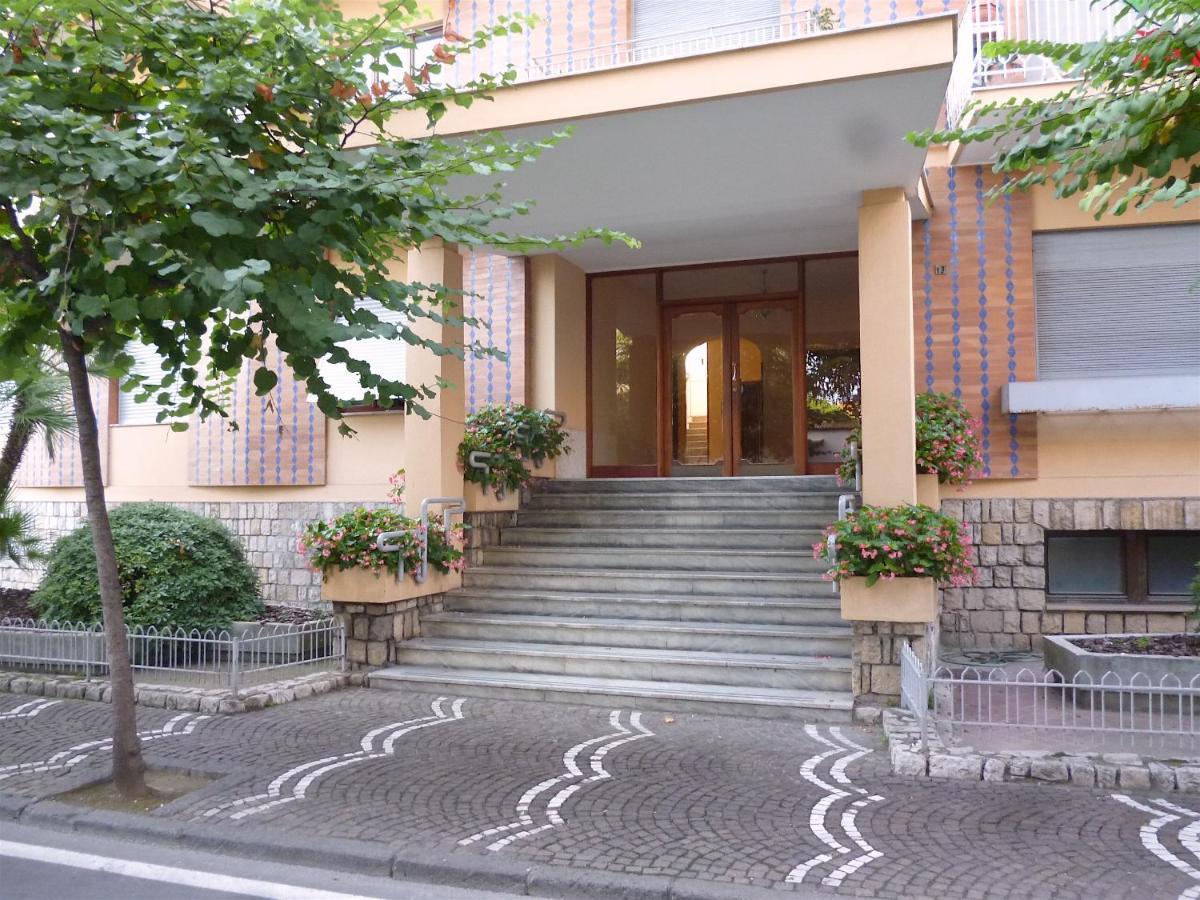 Angelina Suite B&B - Sorrento Centro المظهر الخارجي الصورة